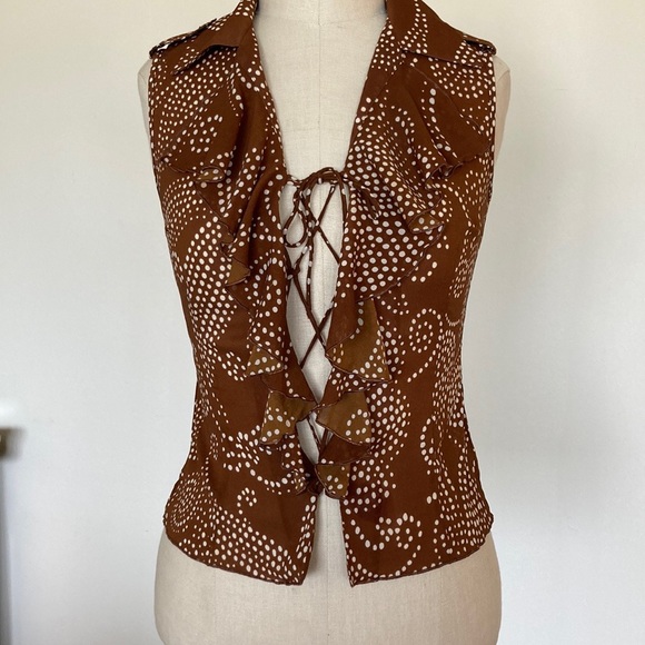 Trina Turk silk lace up sleeveless top, ruffles, epaulettes S - Picture 1 of 8